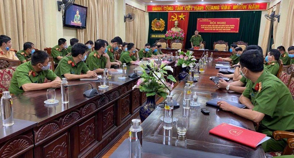 PCCC tỉnh Cao Bằng: Hội nghị trực tuyến Sơ kết 02 tháng thực hiện đợt cao điểm tuyên truyền, kiểm tra về PCCC đối với khu dân cư, hộ gia đình, nhà để ở kết hợp sản xuất kinh doanh